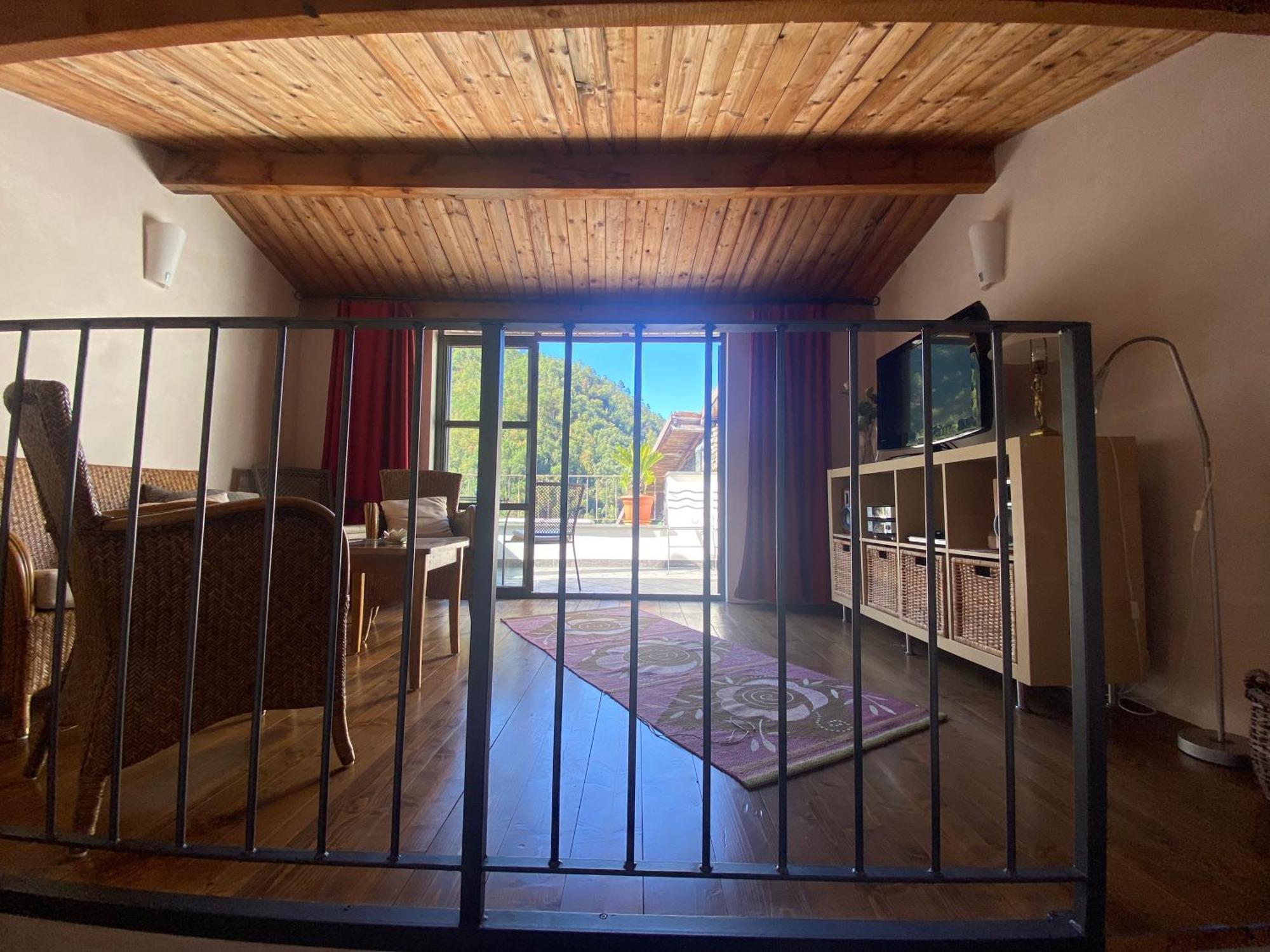 Iconic Italian Townhouse W Rooftop Terrace & Mountain View, Pigna Exterior photo
